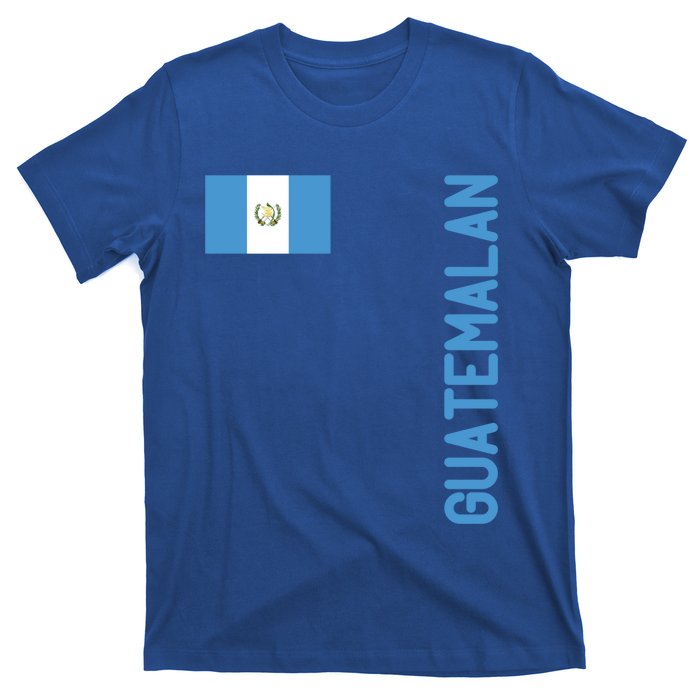 Guatemalan Flag And Guatemala Roots Cool Gift T-Shirt