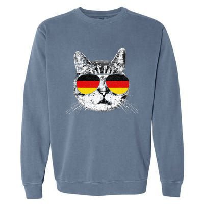 German Flag Cat Heritage Pride Germany Oktoberfest Garment-Dyed Sweatshirt