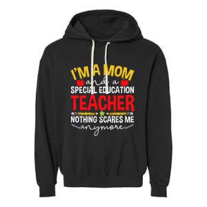 Groovy Funny It's Me Hi I'm The Teacher It's Me Garment-Dyed Fleece Hoodie