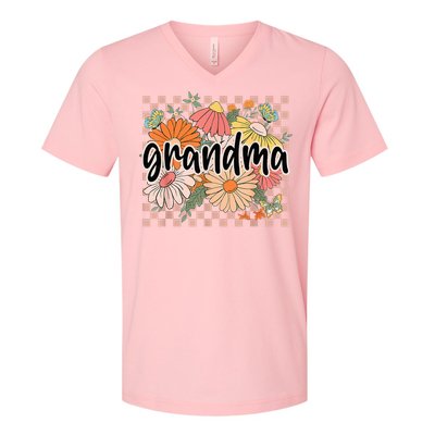Grandma Floral Mother'S Day Wildflower Girl Checkered V-Neck T-Shirt