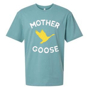 Gift For Mother Cute Funny Mother Goose Sueded Cloud Jersey T-Shirt