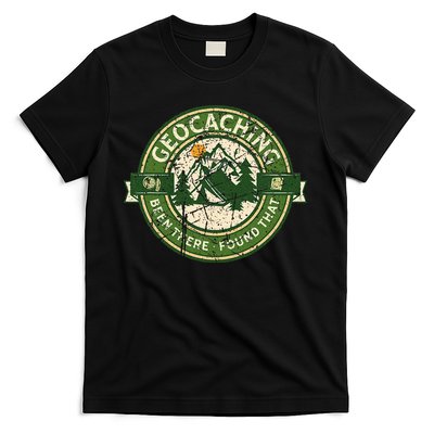 Geocaching Funny Retro Distressed Geocache Lover T-Shirt