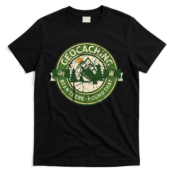Geocaching Funny Retro Distressed Geocache Lover T-Shirt