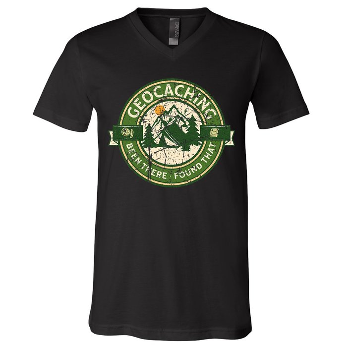 Geocaching Funny Retro Distressed Geocache Lover V-Neck T-Shirt