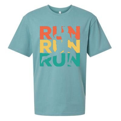 Gift For Runners Retro Vintage Running Sueded Cloud Jersey T-Shirt