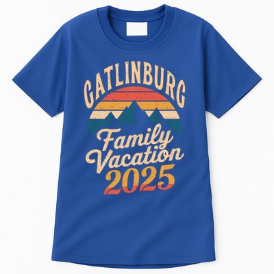 Gatlinburg Family Vacation 2025 Family Vacation Great Gift Tall T-Shirt