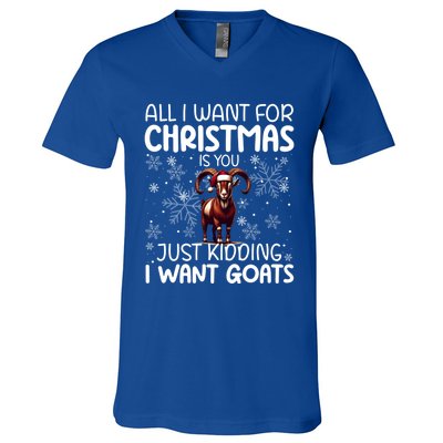 Goat Funny Xmas Sunglasses Santa Hat Snowflakes Novelty Cool Gift V-Neck T-Shirt