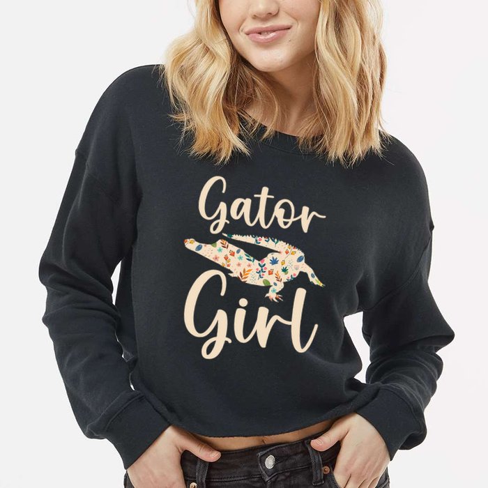 Gator Girl Alligator Lover Zookeeper Crocodile Cropped Pullover Crew
