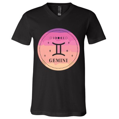Girl Gemini Birthday Present Women Zodiac Sign Gemini V-Neck T-Shirt