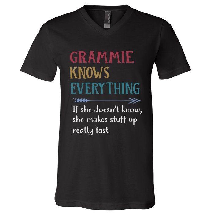 Grammie Grandma Gift Grammie Knows Everything V-Neck T-Shirt