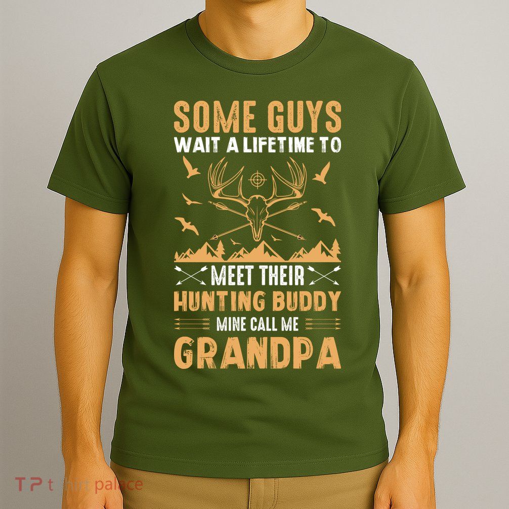Grandpa Hunting Design T-Shirt