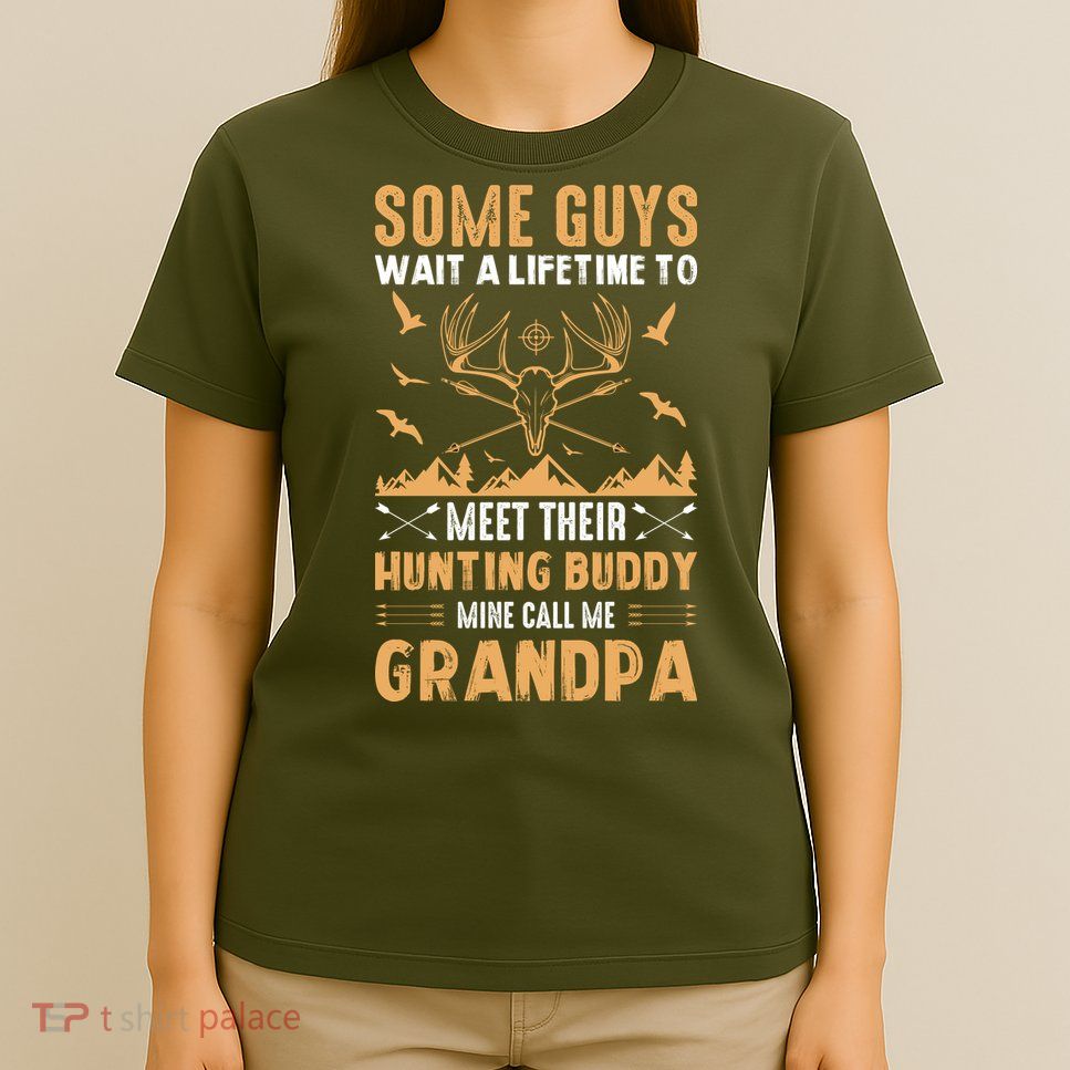 Grandpa Hunting Design T-Shirt
