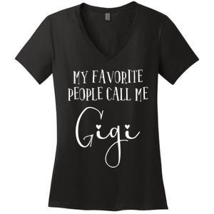 Gigi Heart For Grandma Christmas Birthday MotherS Day Women's V-Neck T-Shirt