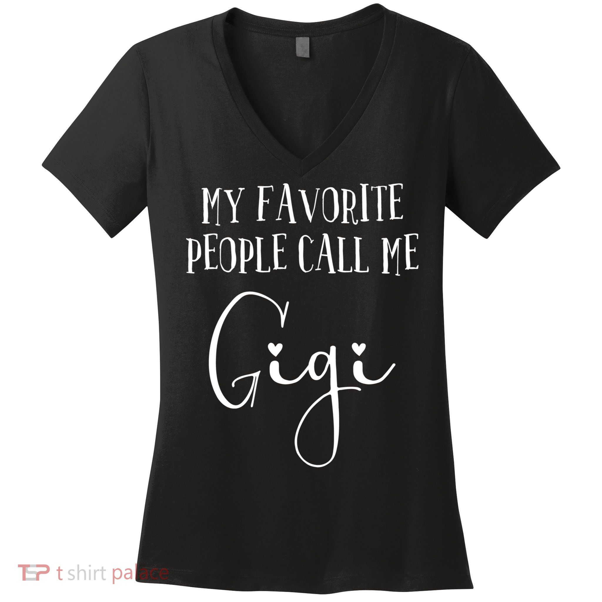 Gigi Heart For Women Grandma Christmas Birthday Mother's Day Gift Women's V-Neck T-Shirt