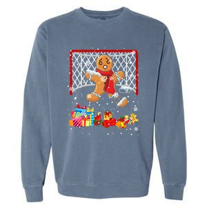 Gingerbread Hockey Goalie Xmas Gingerbread Hockey Player Great Gift Garment-Dyed Sweatshirt