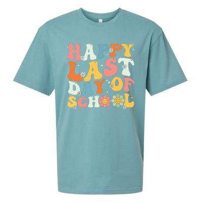 Groovy Happy Last Day Of School Teacher Student Graduation 7908 Sueded Cloud Jersey T-Shirt