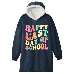 Groovy Happy Last Day Of School Teacher Student Graduation Hooded Wearable Blanket