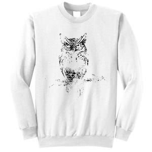 Great Horned Owl Distressed Design Sweatshirt