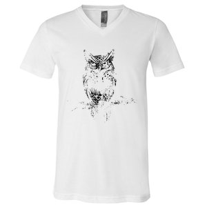 Great Horned Owl Distressed Design V-Neck T-Shirt