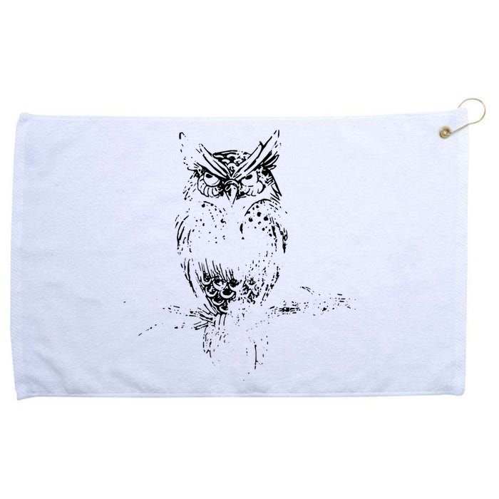 Great Horned Owl Distressed Design Grommeted Golf Towel