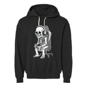 Gaming Halloween Skeleton Scary Gamer Garment-Dyed Fleece Hoodie