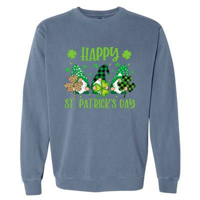 Gnomes Holding Shamrock Green Plaid Leopard St Patrick's Day Garment-Dyed Sweatshirt