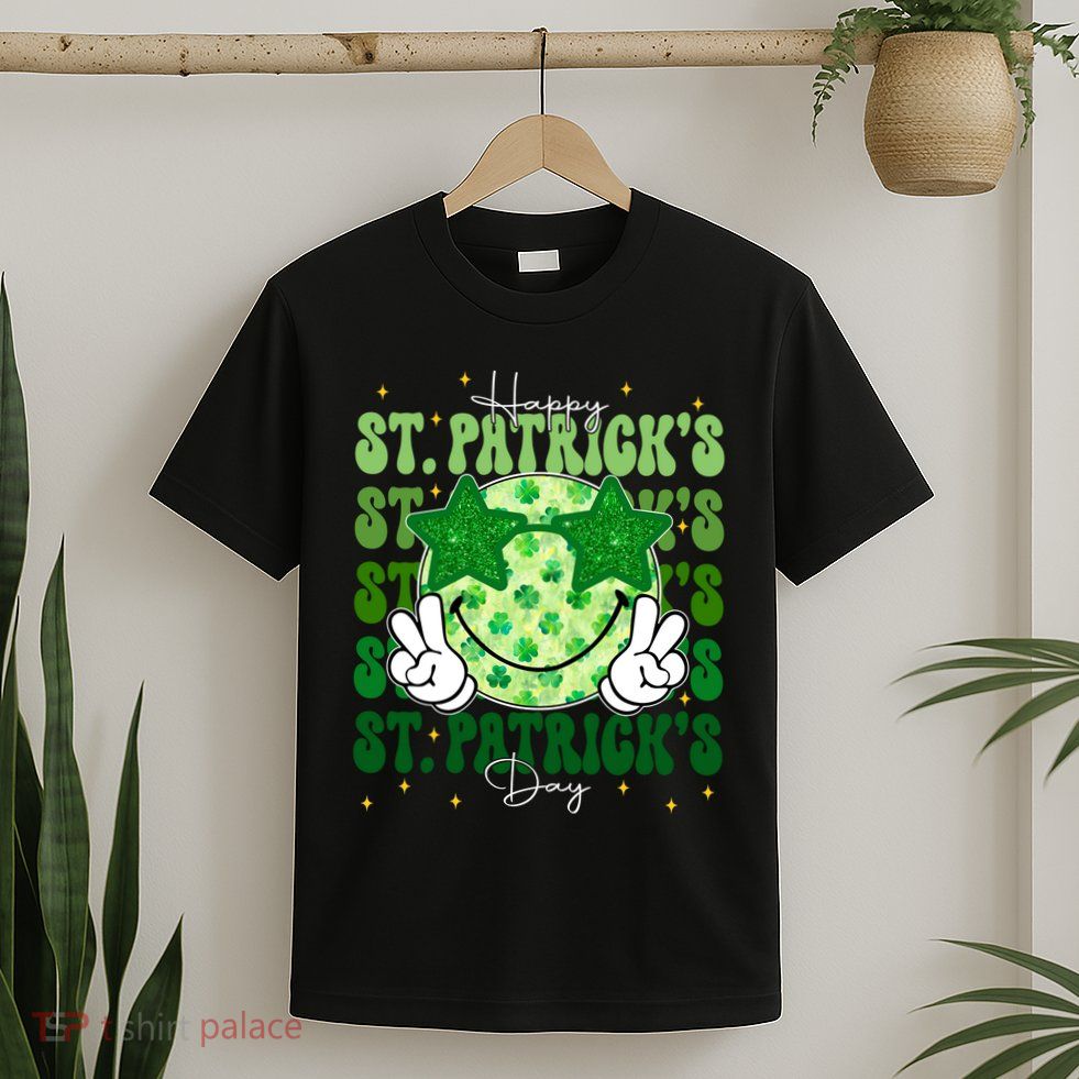 Groovy Happy St Patricks Day Shamrock T-Shirt