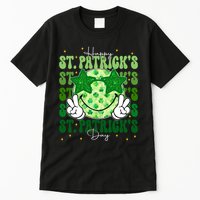 Groovy Happy St Patricks Day Shamrock Tall T-Shirt