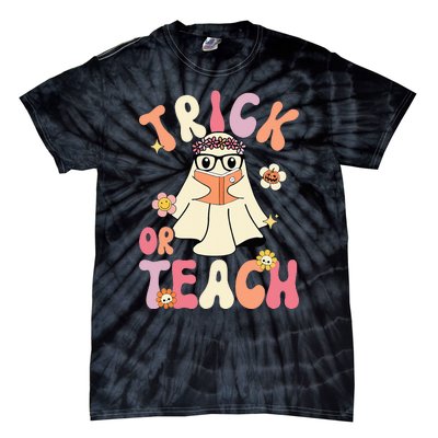 Groovy Halloween Trick or Teach Retro Floral Ghost Teacher Tie-Dye T-Shirt