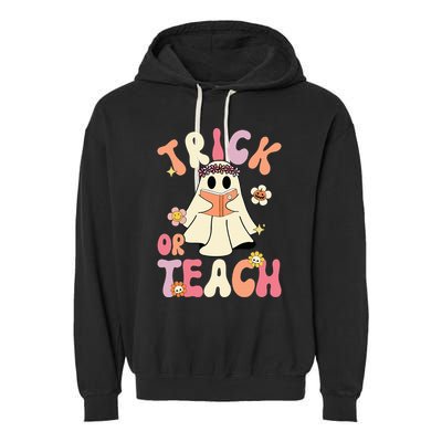 Groovy Halloween Trick Or Teach Retro Floral Ghost Teacher Garment-Dyed Fleece Hoodie