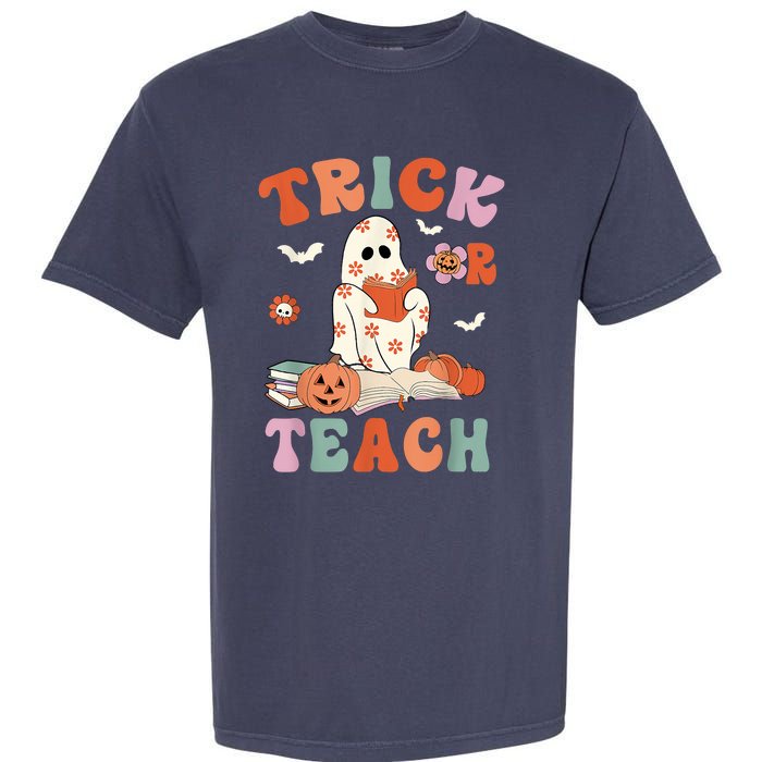 Groovy Halloween Trick Or Teach Retro Floral Ghost Teacher Garment-Dyed Heavyweight T-Shirt