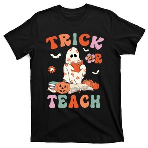 Groovy Halloween Trick Or Teach Retro Floral Ghost Teacher T-Shirt