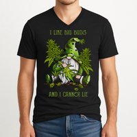 Gnome I Like Big Buds And I Cannot Lie Weed 420 Stoner Idea V-Neck T-Shirt