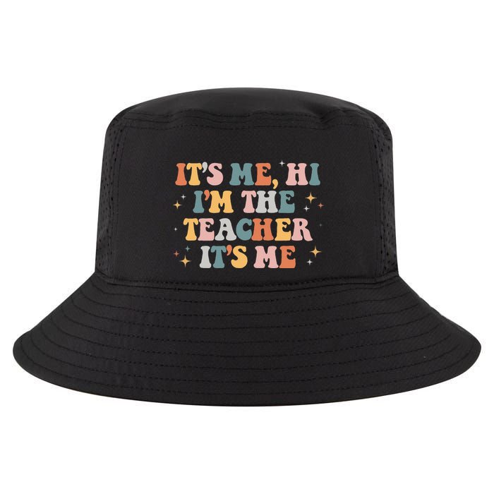 Groovy Its Me Hi Im The Teacher It’s Me Funny Teacher Quote Cool Comfort Performance Bucket Hat