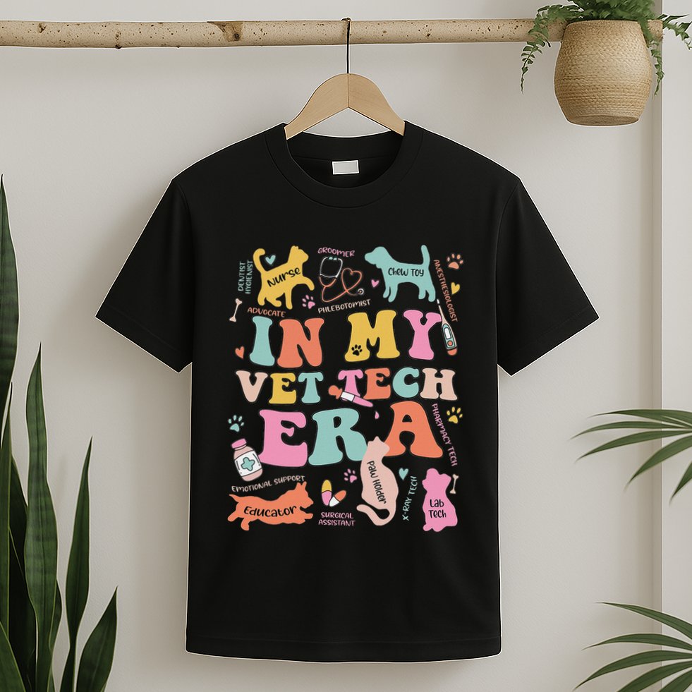 Groovy In My Vet Tech Era Monogrammed Veterinarian Grad T-Shirt