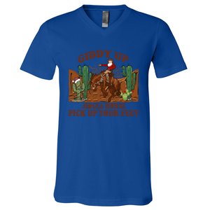 Giddyup Jingle Horse Pick Up Your Feet Cow Santa Xmas Gift V-Neck T-Shirt