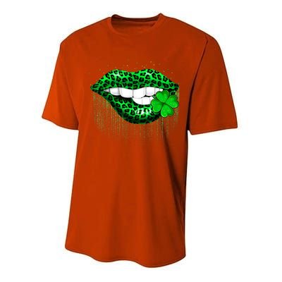 Green Lips Biting Leopard Irish Costume Happy St Patrick's Day Performance Sprint T-Shirt