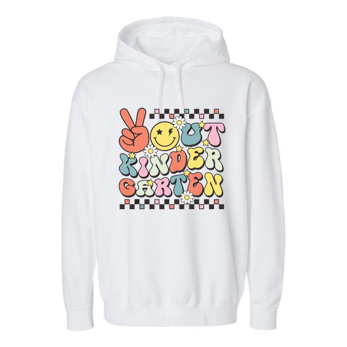 Groovy Last Day Of School Peace Out Kindergarten Garment-Dyed Fleece Hoodie