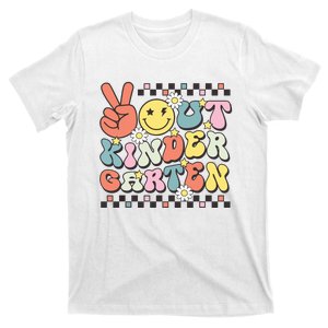 Groovy Last Day Of School Peace Out Kindergarten T-Shirt