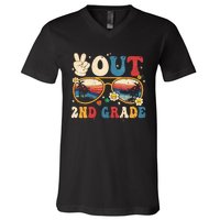 Groovy Last Day Of School Peace Out 2nd Grade V-Neck T-Shirt