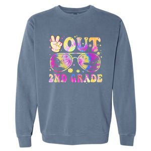 Groovy Last Day Of School Peace Out 2nd Grade Garment-Dyed Sweatshirt