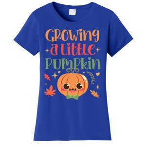 Growing Little Pumpkin Thanksgiving Pregnancy Announcet Gift Women's T-Shirt