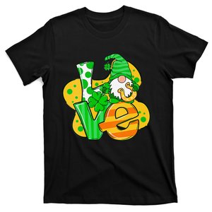 Gnome Love Shamrock Saint Patrick's Day T-Shirt