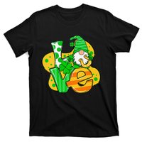 Gnome Love Shamrock Saint Patrick's Day T-Shirt