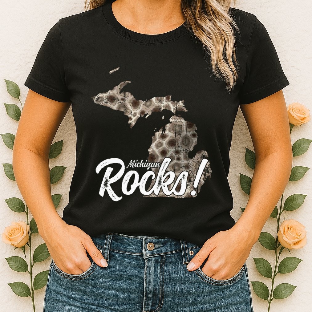 Great Lakes Shaped Wo Petoskey Stone Michigan Rocks Womens T-Shirt