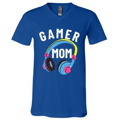 Gamer Mom For Mom Who Loves Gaming And Video Games Christmas Gift V-Neck T-Shirt