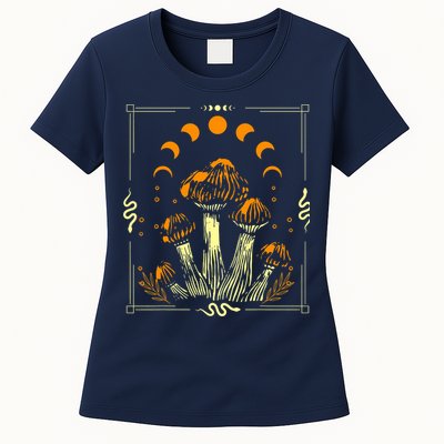 Goblincore Mushroom Foraging Alt Aesthetic Vintage Witchy Womens T-Shirt
