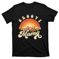 Groovy Mama Retro Rainbow Colorful Flowers Design Mom T-Shirt