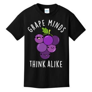 Grape Minds Think Alike Funny Fruit Pun Kids T-Shirt