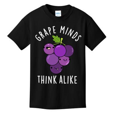 Grape Minds Think Alike Funny Fruit Pun Kids T-Shirt